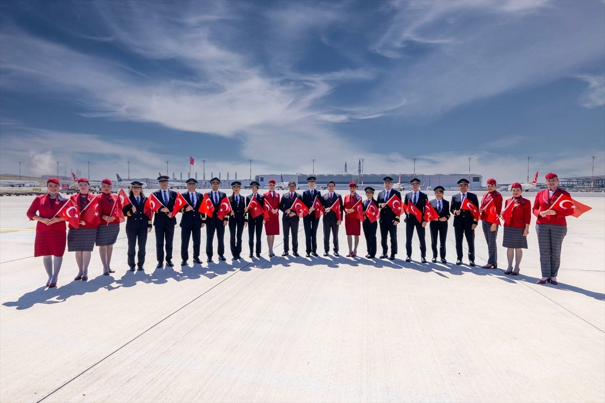 THY’den yurda dönen şampiyon A Milli Kadın Voleybol Takımı’na ilişkin paylaşım: