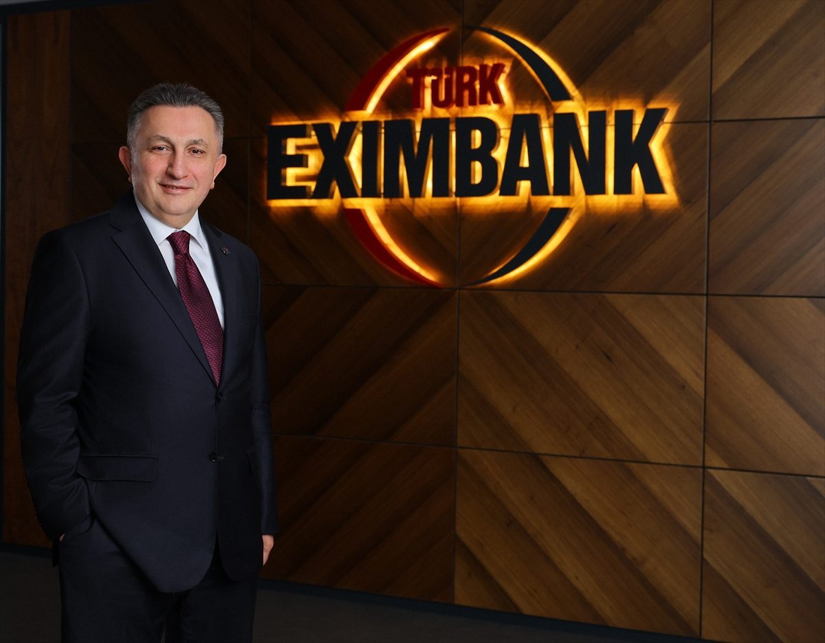 Türk Eximbank, 830 milyon dolarlık sendikasyon kredisi sağladı