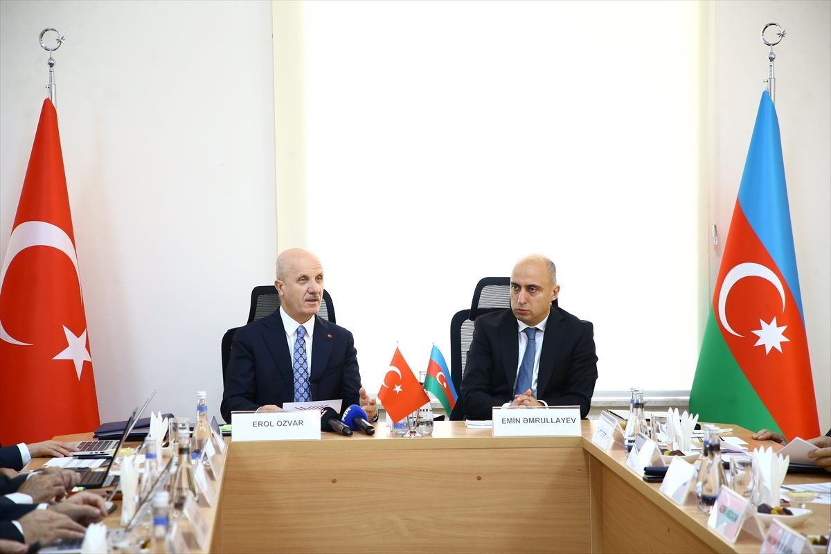 Türkiye-Azerbaycan Üniversitesi mütevelli heyeti Bakü’de toplandı