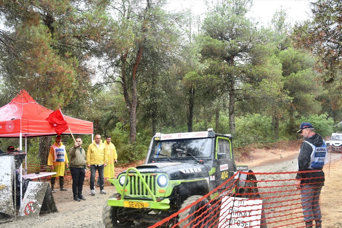 Türkiye Offroad Şampiyonası 4. Ayak Vezirköprü Yarışı’nın orman etabı yapıldı