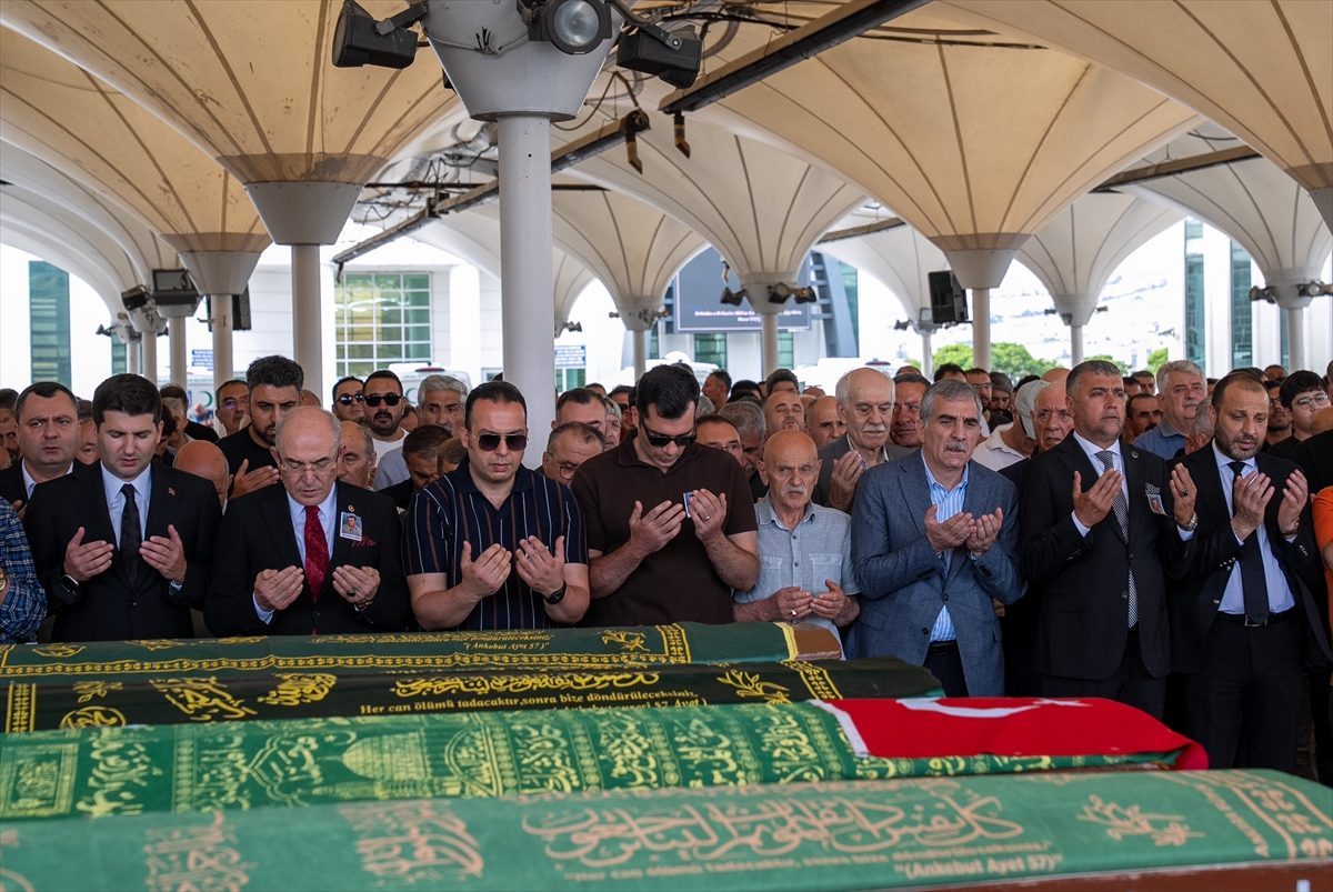 Ülkü Ocaklarının eski yöneticilerinden Soner Arın başkentte son yolculuğuna uğurlandı