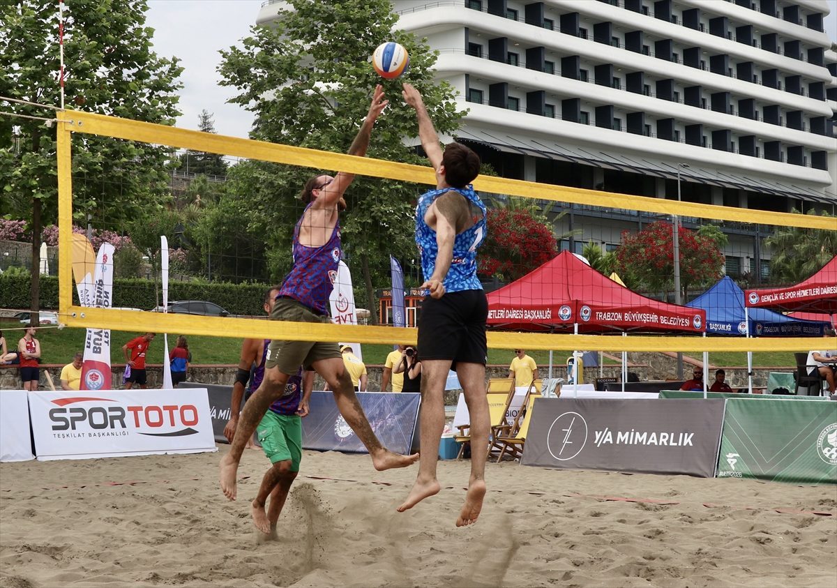 Uluslararası 2026 Bioderma Pro Beach Tour Voleybol Turnuvası’nın Trabzon etabı başladı