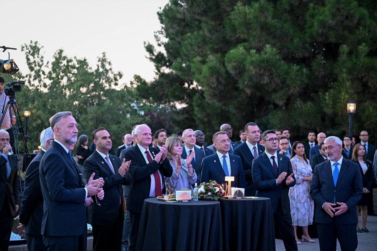 Uluslararası Uzay Kongresi Türkiye’deki yabancı misyon temsilcilerine tanıtıldı