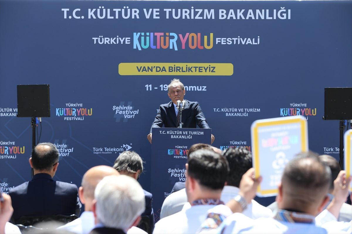 Van’da “Türkiye Kültür Yolu Festivali” başladı