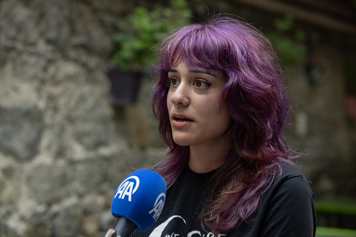 YDT Almanca birincisi Eylül Uyar başarısını düzenli çalışmaya bağladı
