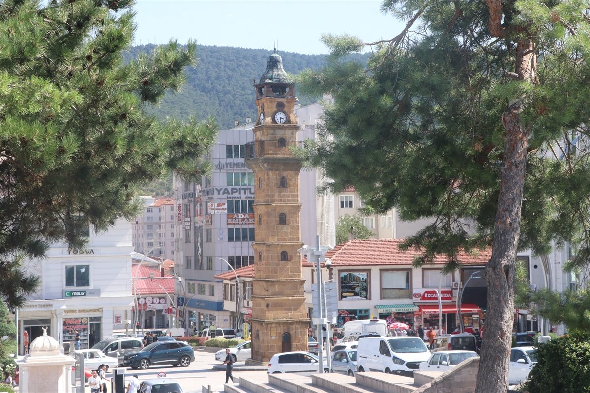 Yozgat’ta 118 yıllık kulenin saatini 40 yıldır aynı usta kuruyor