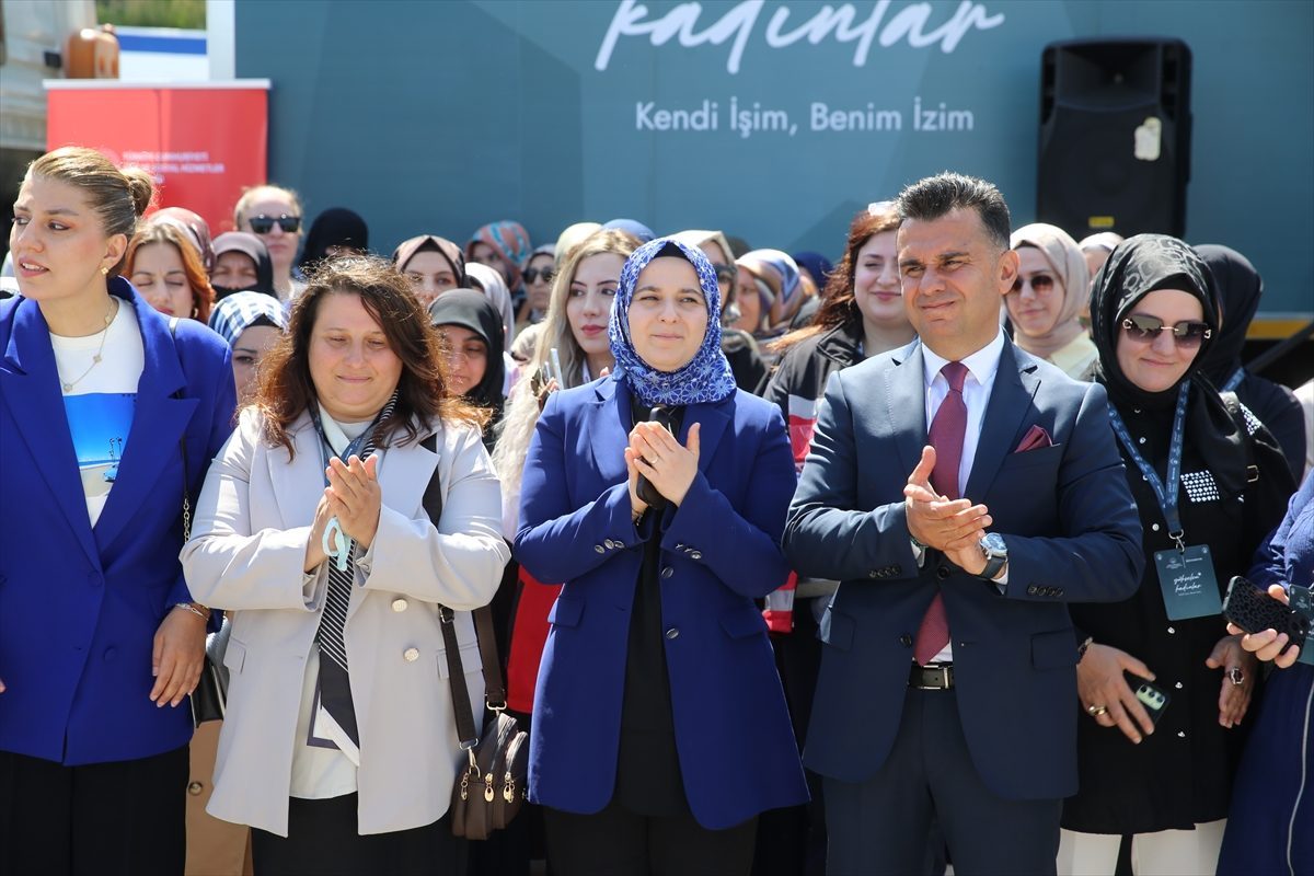 “Yükselen Kadınlar Girişimcilik Eğitim Tırı” Erzurum’da