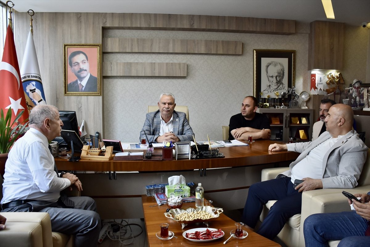 Zafer Partisi Genel Başkanı Özdağ, Ordu’da ziyaretlerde bulundu
