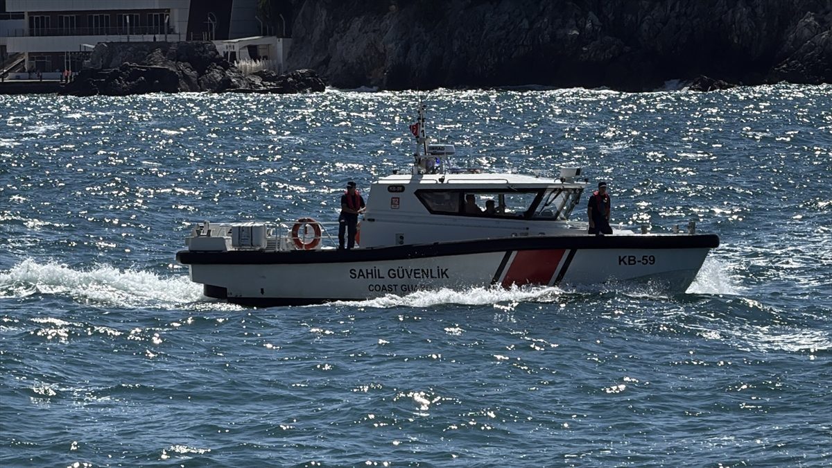 Zonguldak’ta denizde kaybolan genç aranıyor