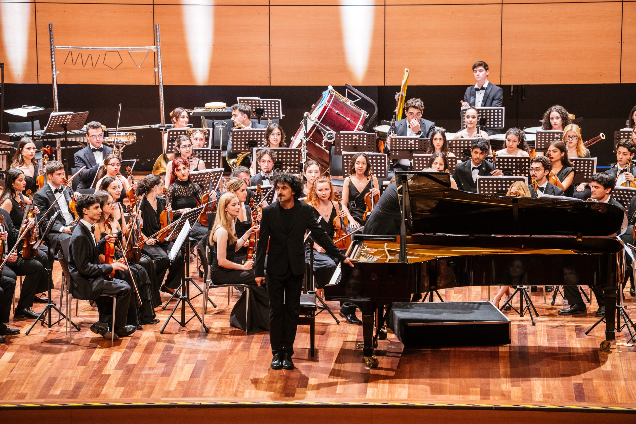 Türkiye Gençlik Filarmoni Orkestrası  20. yaşını İstanbul konseriyle kutladı