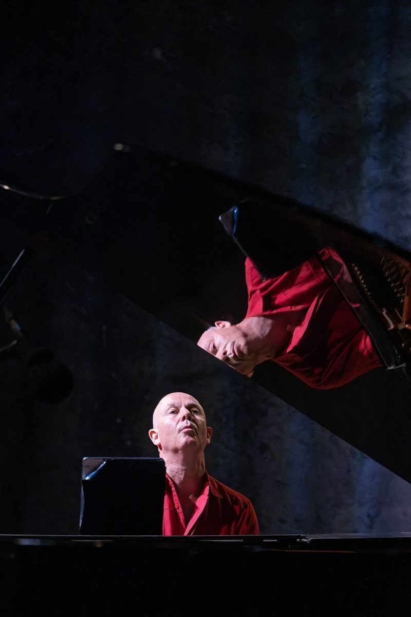 23. Uluslararası Gümüşlük Müzik Festivali’nde İngiliz piyanist Charles Owen konser verdi