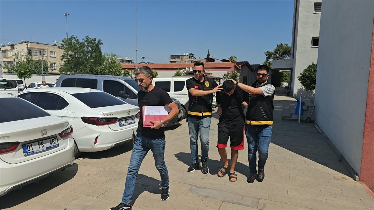 Adana’da araçlardan hırsızlık yaptıkları iddiasıyla yakalanan 2 zanlı tutuklandı