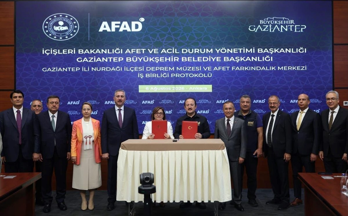 AFAD ile Gaziantep Büyükşehir Belediyesi arasında “Afet Farkındalık Merkezi” kurulmasına ilişkin işbirliği protokolü