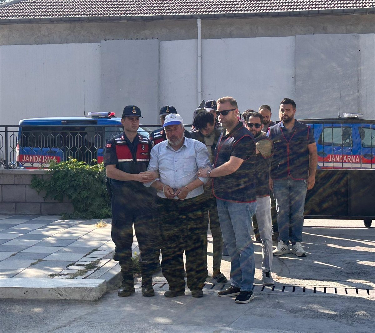 Afyonkarahisar’da 4 yaşındaki çocuğun şüpheli ölümüyle ilgili 5 zanlı gözaltına alındı