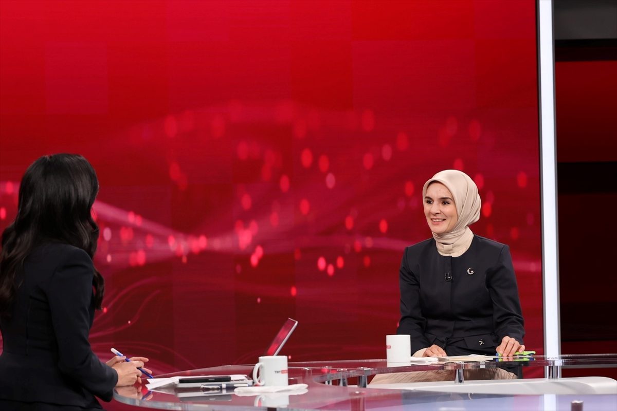Aile ve Sosyal Hizmetler Bakanı Göktaş, canlı yayında soruları yanıtladı: