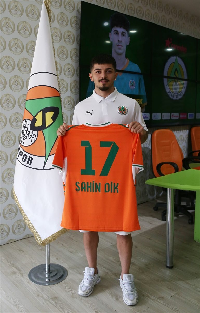Alanyaspor, Baran Ali Gezek ve Şahin Dik’i transfer etti