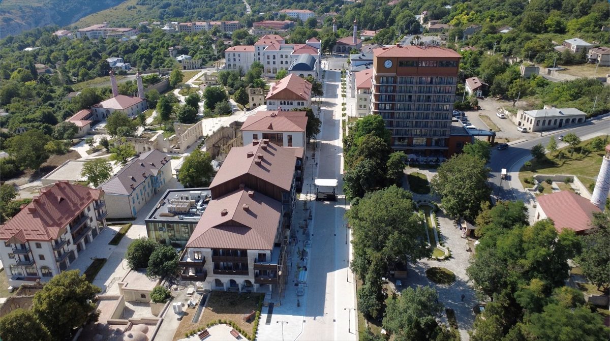Anadolu Ajansı, yeniden imar çalışmalarının sürdüğü Şuşa’yı havadan görüntüledi
