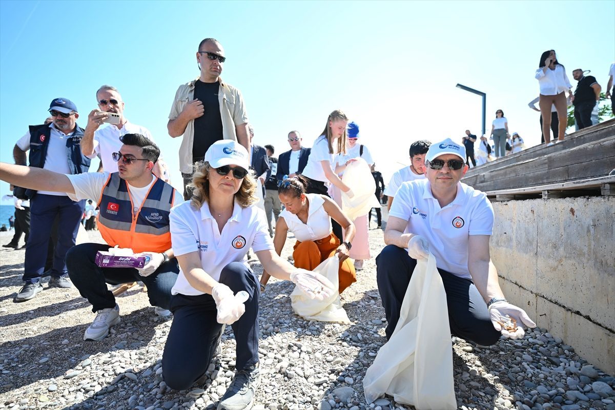 Antalya’da “Mavi Akdeniz” için koruma kalkanı oluşturuldu