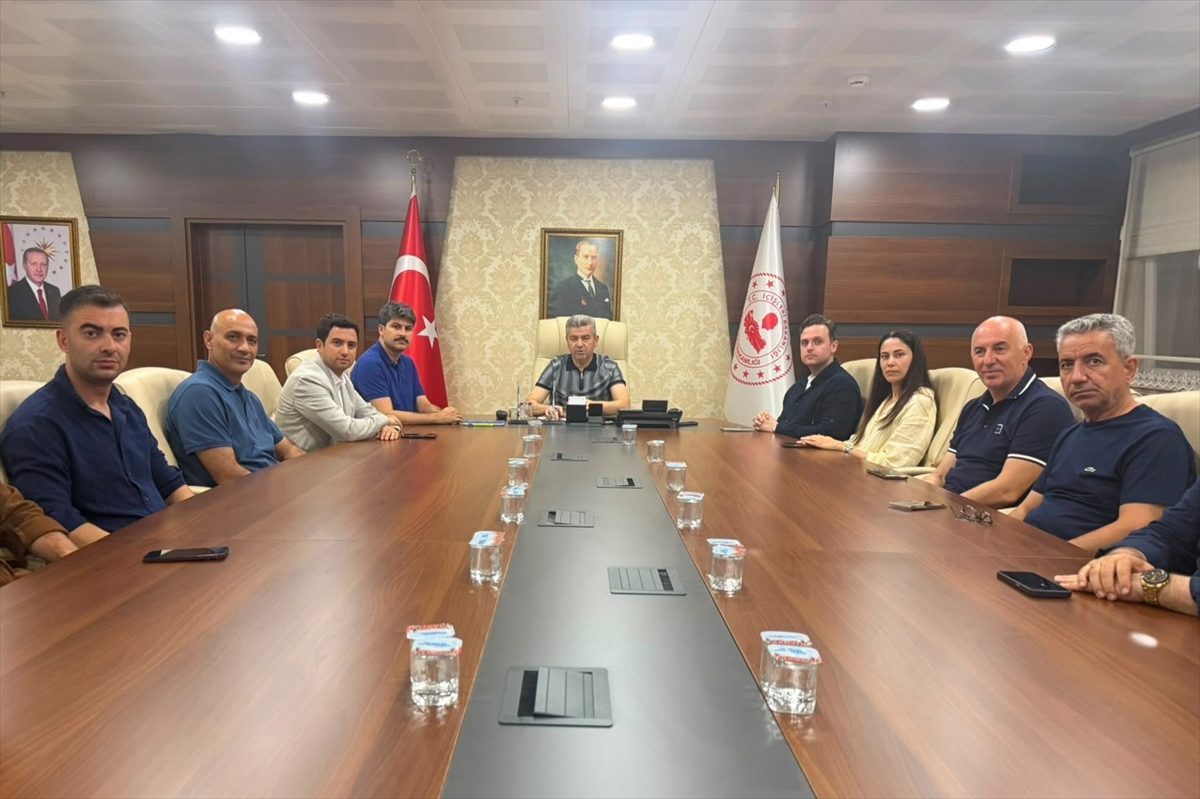 Artvin açıklarında insansız deniz aracı olduğu değerlendirilen cisim bulundu