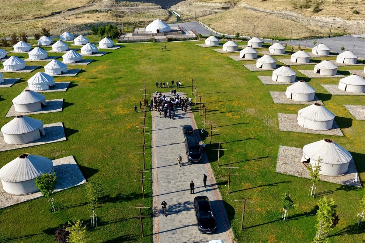 Bitlis’in Ahlat ilçesi, Malazgirt Zaferi kutlamalarına hazırlanıyor
