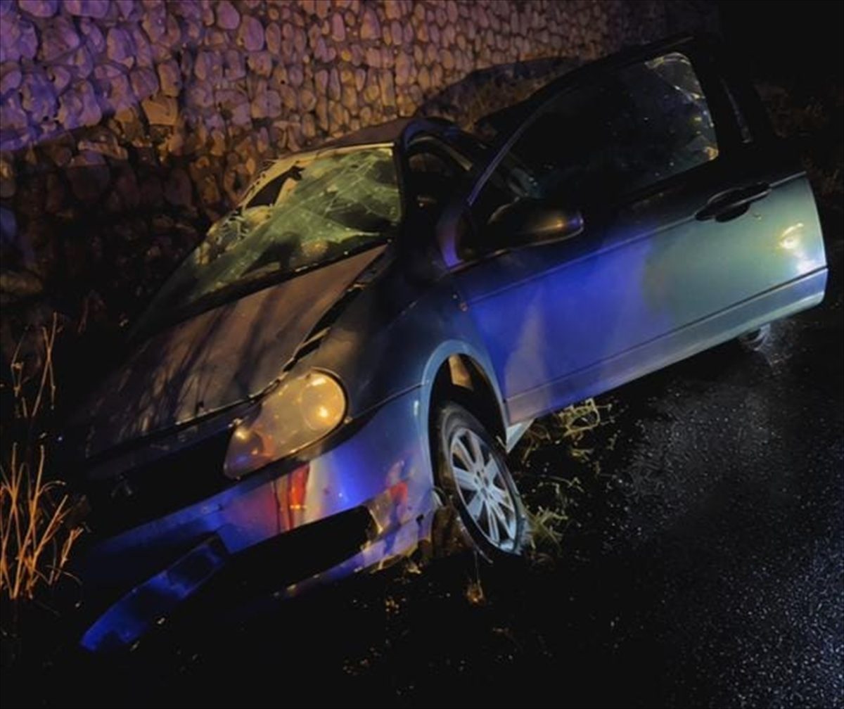 Bursa’da iki otomobilin çarpıştığı kazada 2 kişi öldü, 6 kişi yaralandı