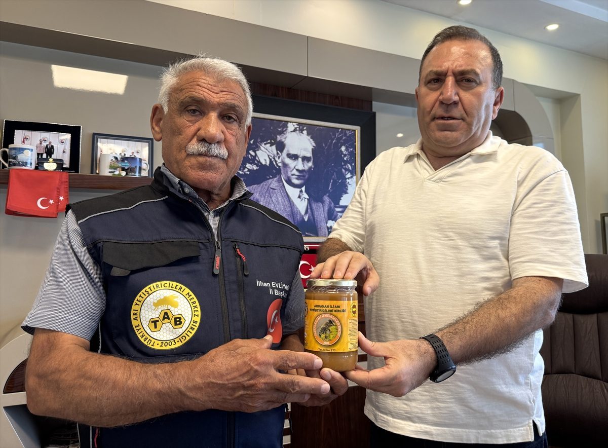 Coğrafi işaretli Ardahan çiçek balının bu yılki fiyatı 1900 lira olarak belirlendi