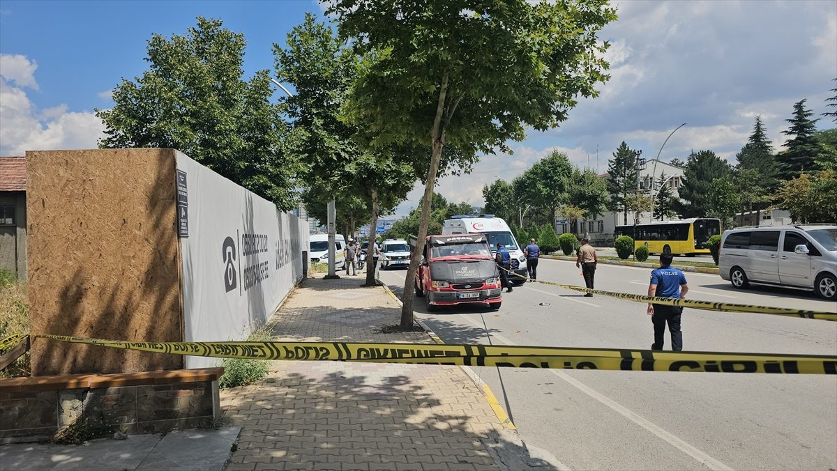 Çorum’da akrabalar arasındaki kavgada 4 kişi yaralandı