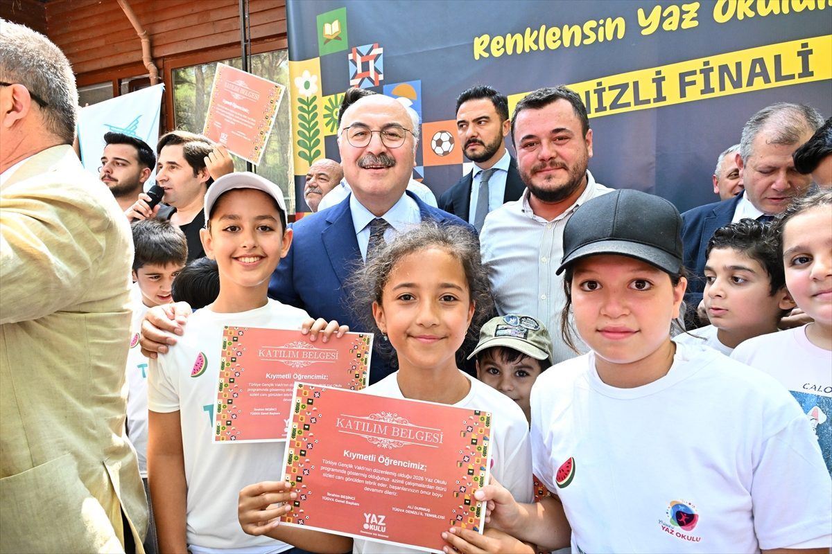 Denizli’de “TÜGVA Yaz Okulu”nun kapanış programı düzenlendi