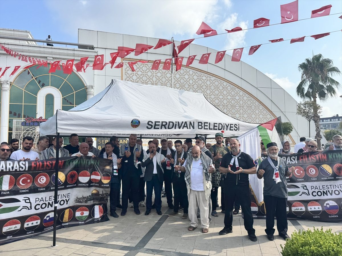 “Filistin Konvoyu” Sakarya’dan dualarla uğurlandı