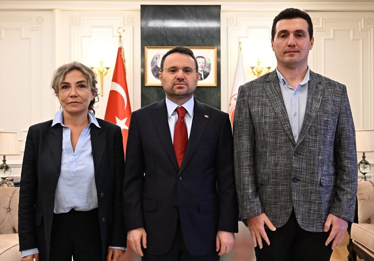 GÜNCELLEME – Adalet Bakanı Gürlek, Behçet Oktay’ın ailesiyle görüştü