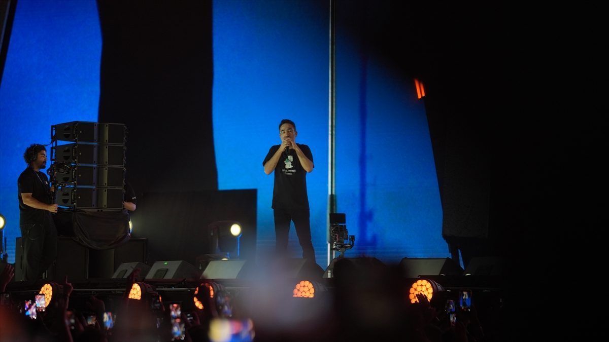“İstanbul Festivali”nde Sagopa Kajmer ve maNga konser verdi