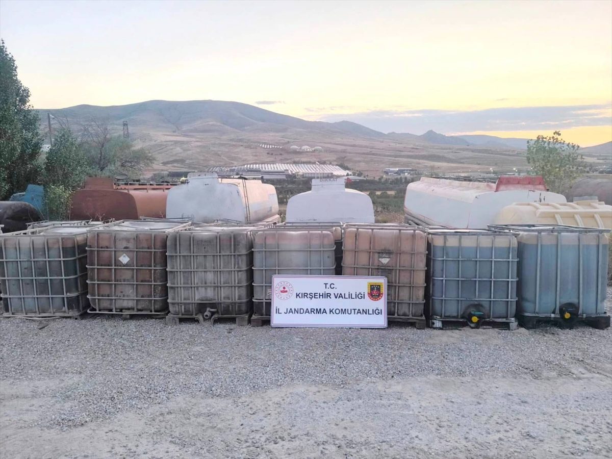 Kırşehir’de 29 bin litre kaçak akaryakıt ele geçirildi