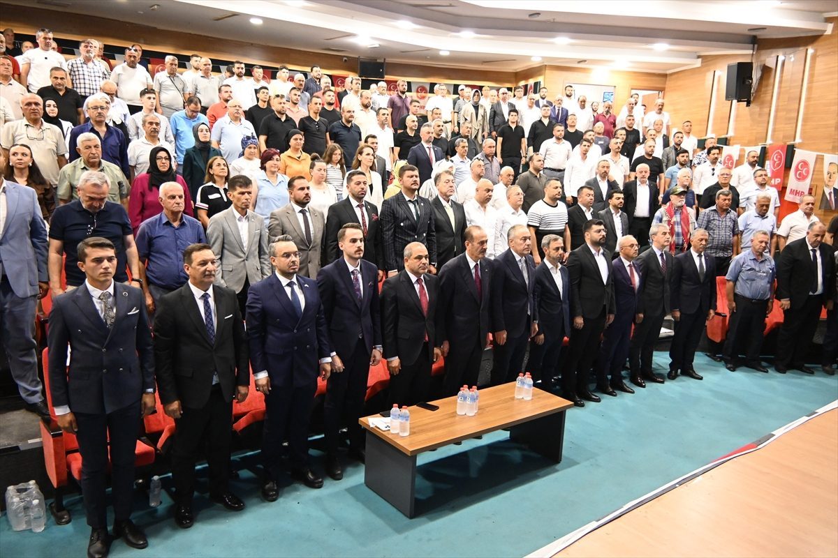 MHP Genel Sekreter Yardımcısı ve İzmir Milletvekili Osmanağaoğlu, Manisa’da konuştu: