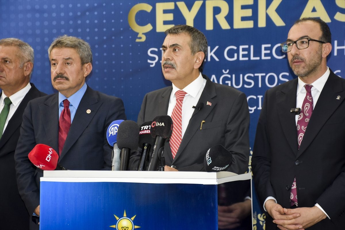 Milli Eğitim Bakanı Tekin, Şırnak’ta AK Parti’nin kuruluşunun 25. yıl dönümü programında konuştu: