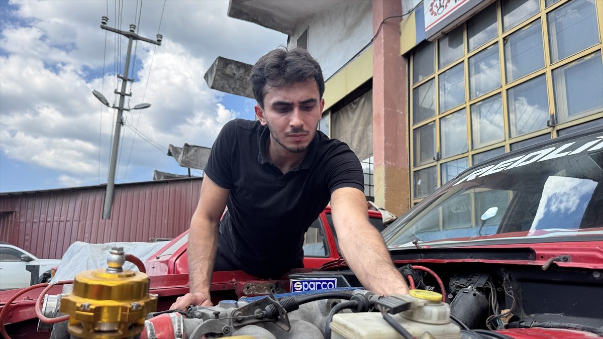 Oto tamiri tutkusu madenciliği bıraktırıp usta yaptı