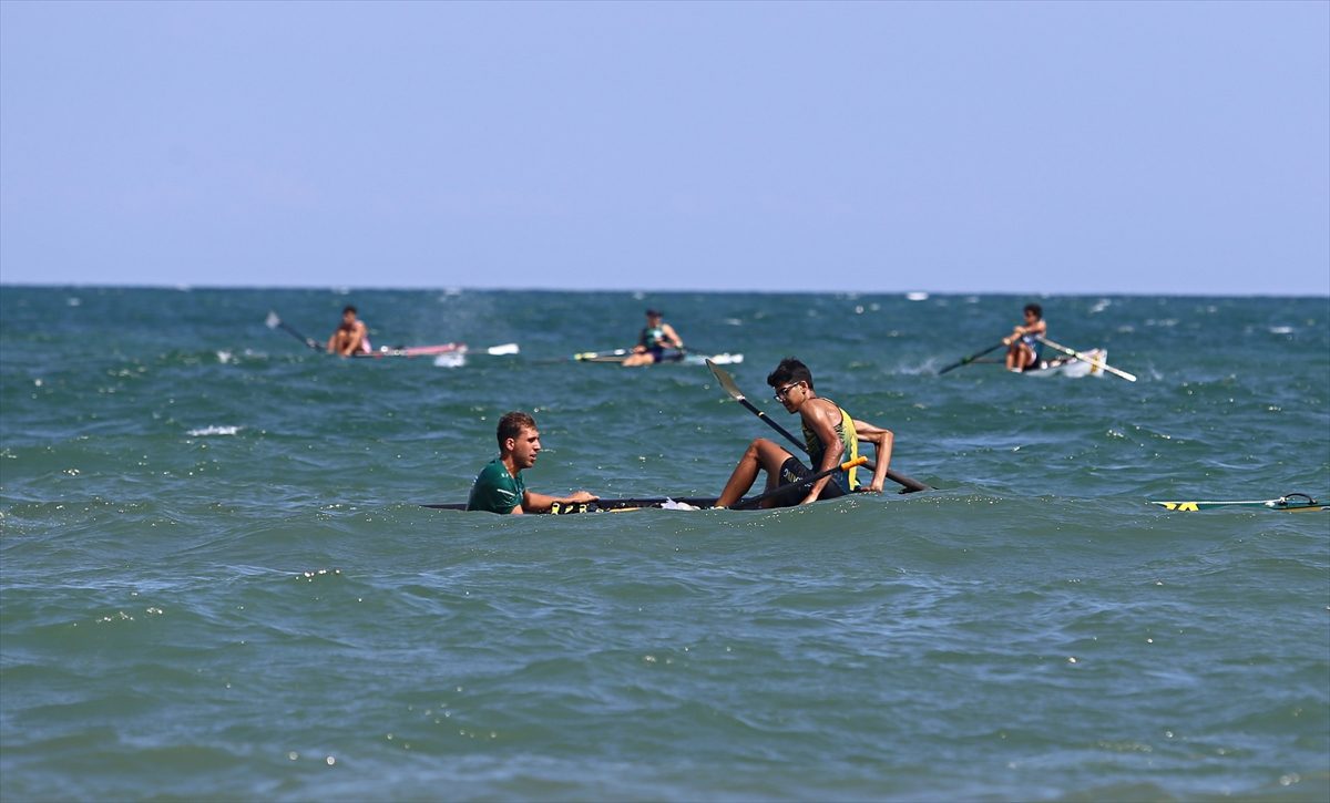 Samsun’da Deniz Küreği Türkiye Şampiyonası devam ediyor