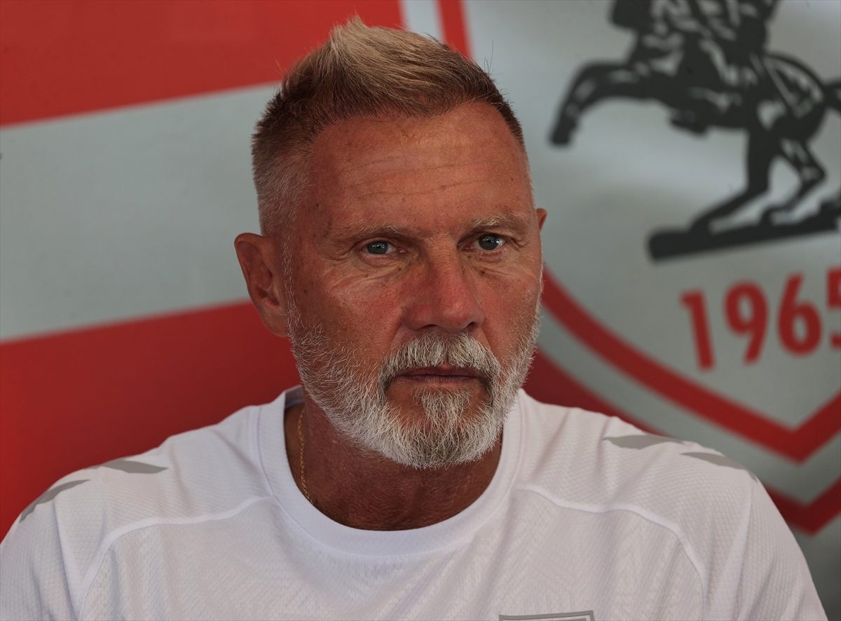 Samsunspor’da teknik direktör Thorsten Fink, sezon hazırlıklarından memnun
