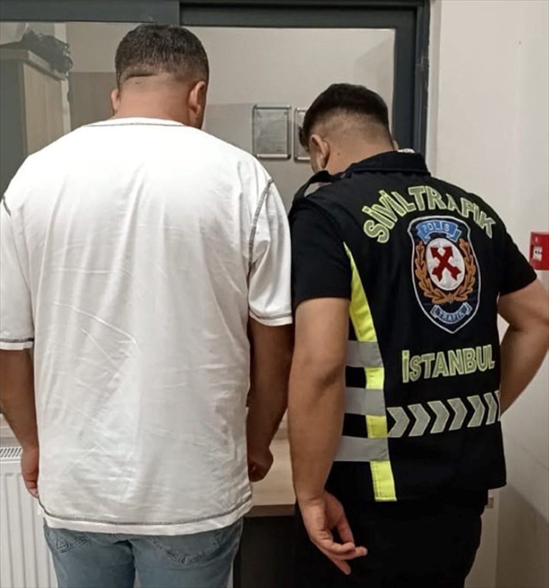 Sancaktepe’de düğün konvoyunda havaya ateş açan şüpheliye “ev hapsi”