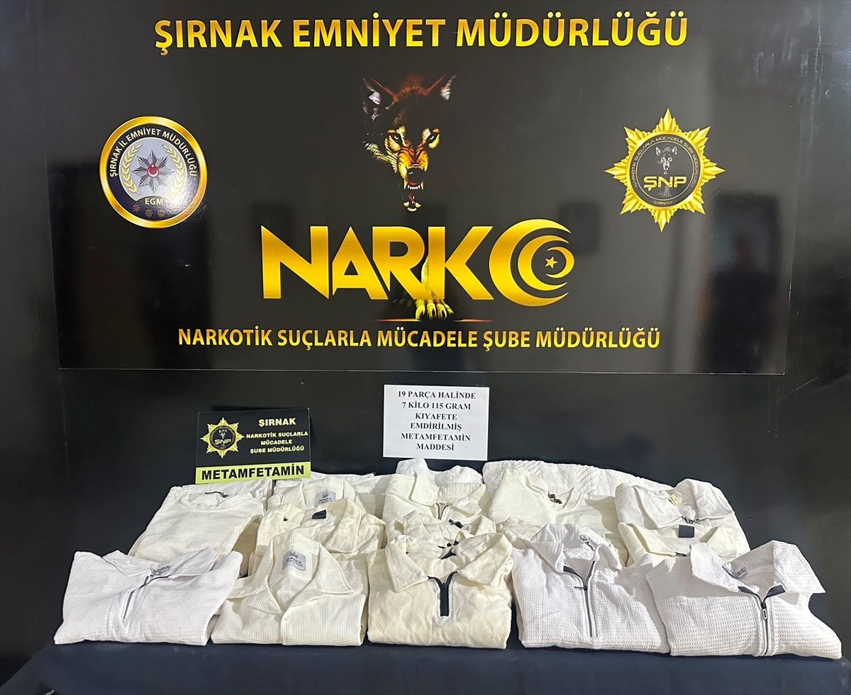 Şırnak’ta valizlerinde uyuşturucu bulunan yabancı uyruklu tutuklandı