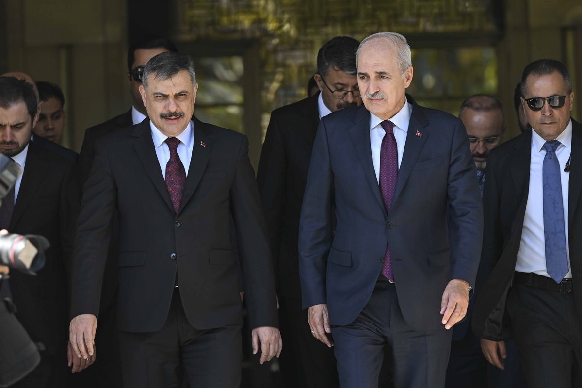 TBMM Başkanı Kurtulmuş ve Bakan Çiftçi, 81 il valisiyle toplantı yaptı