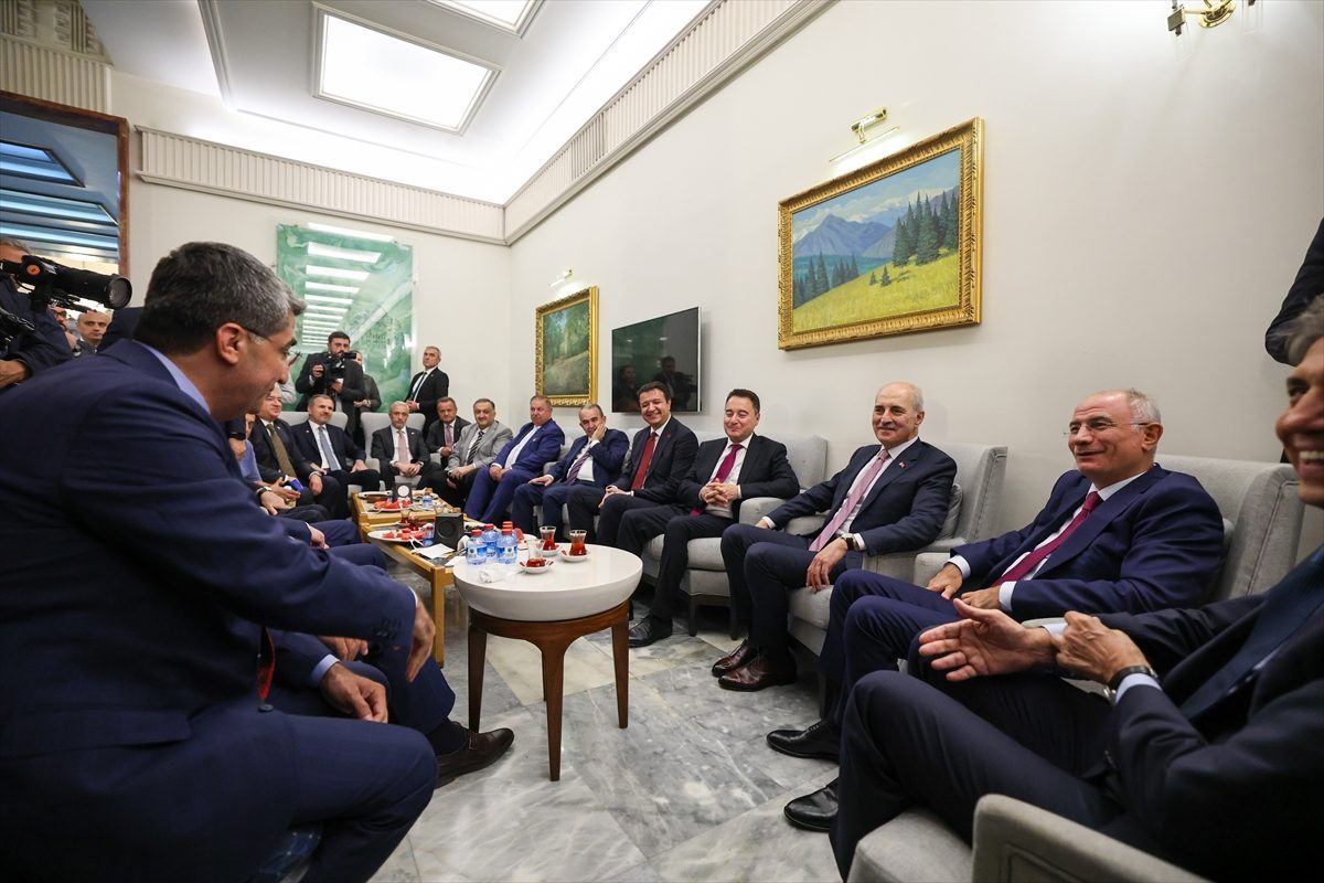 TBMM Başkanı Numan Kurtulmuş, kulisleri ziyaret etti