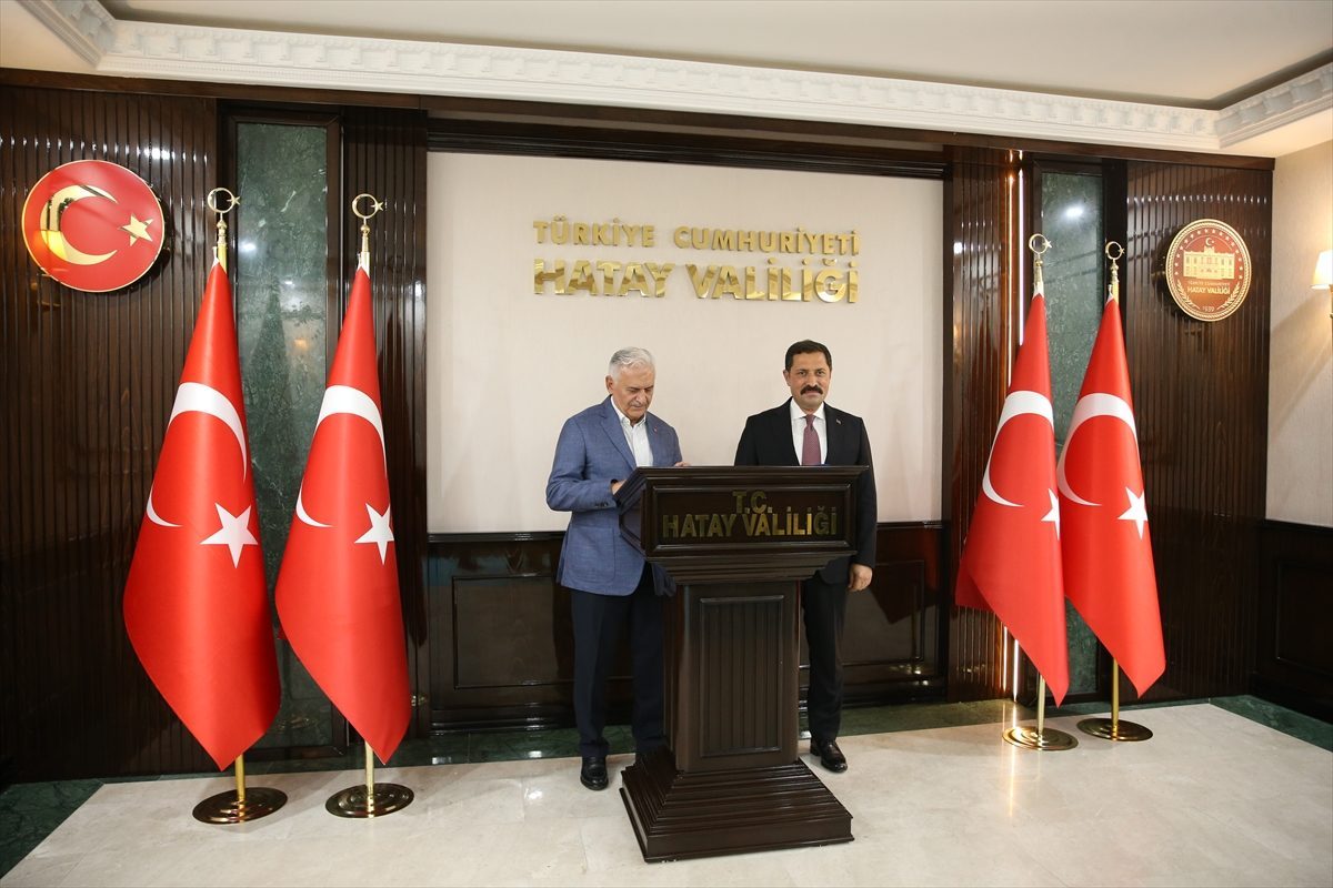 TDT Aksakallar Konseyi Başkanı Binali Yıldırım, Hatay’da ziyaretlerde bulundu
