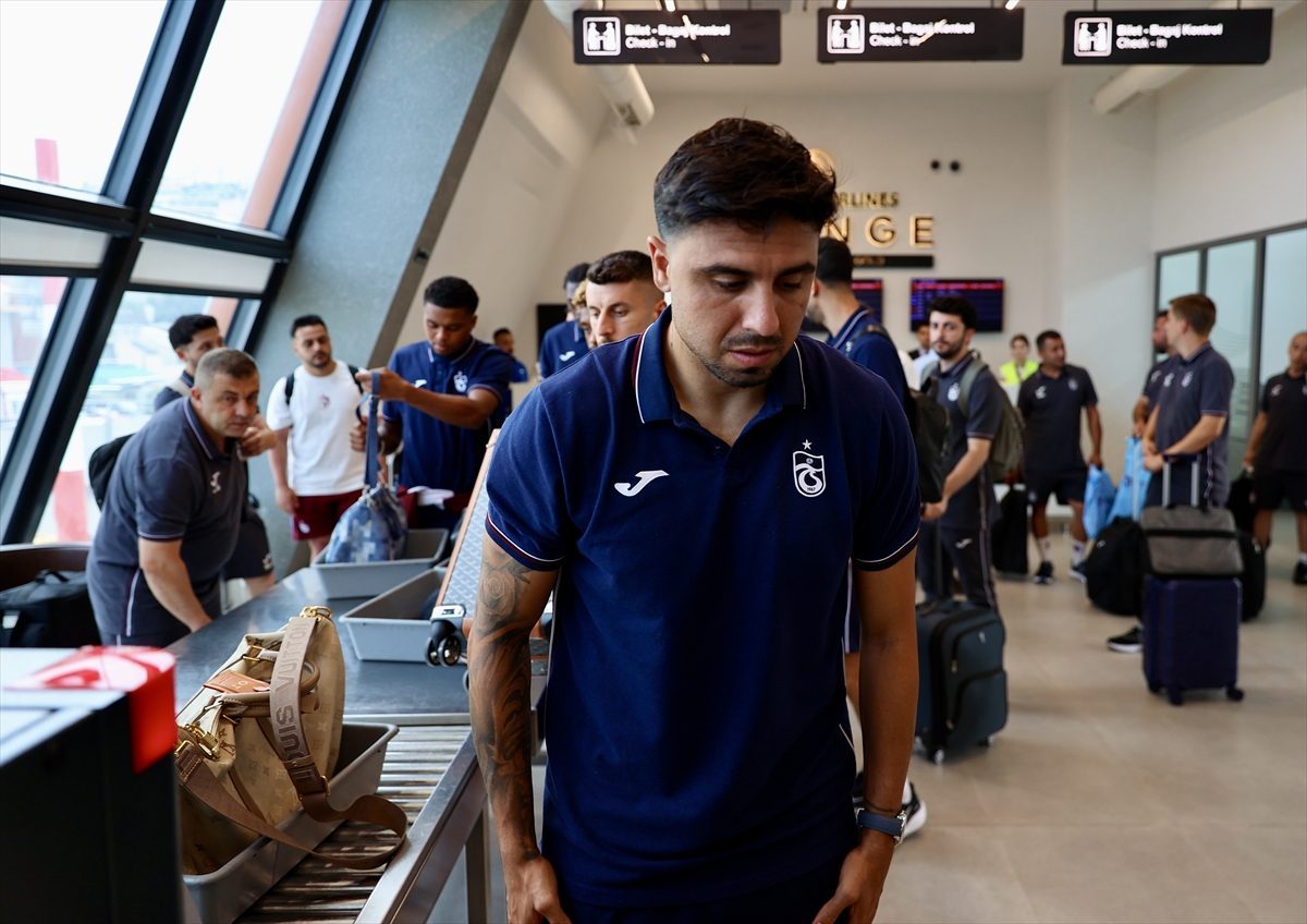 Trabzonspor kafilesi, İzmir’e gitti