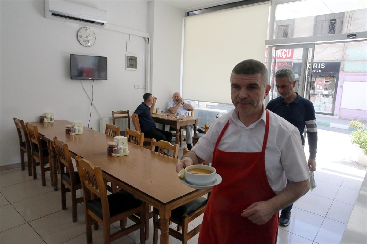 Üç kuşak aynı lokantada mesai yapıyor