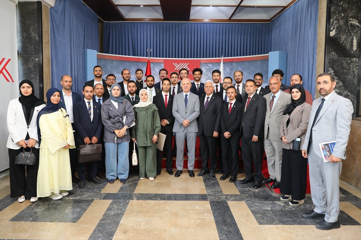 YÖK Başkanı Özvar, Yemenli öğrenci ve akademisyenlerle görüştü